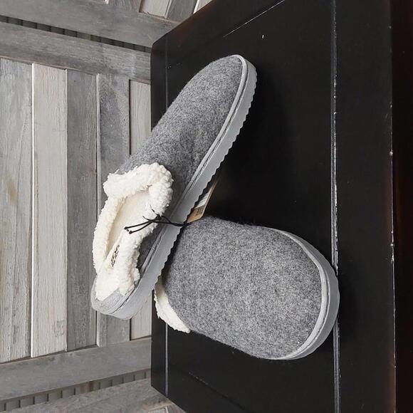 Women's Maci Felted Scuff Slippers | Dluxe by Dearfoams | Small (5-6) - Picture 3 of 7